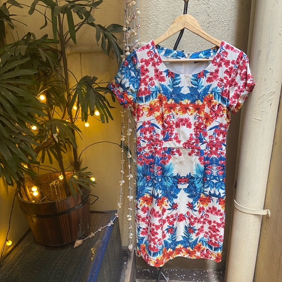 Van Heusen Dresses & Skirts - Van Heusen Dress.Size -M